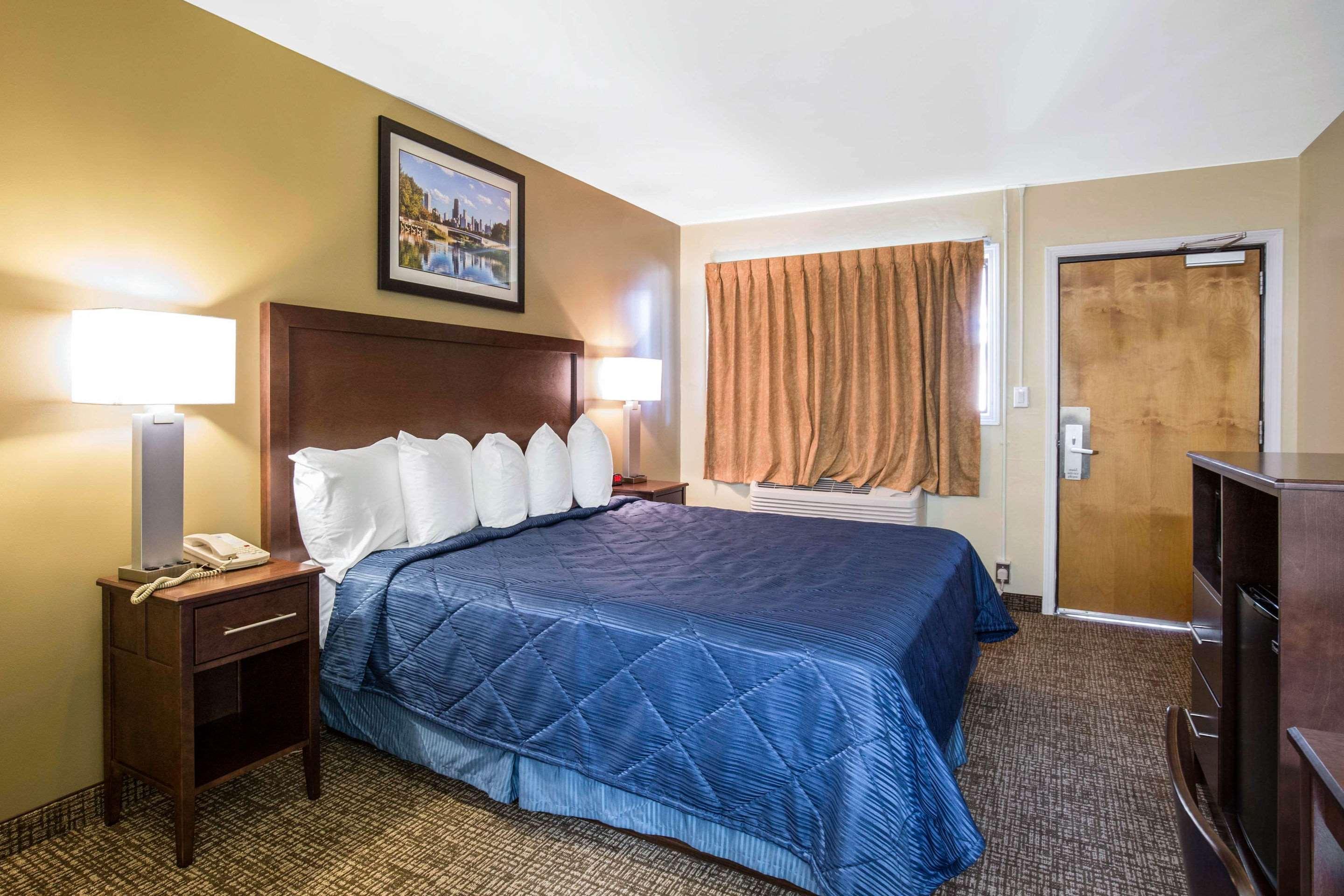 Rodeway Inn Lyons - La Grange Extérieur photo
