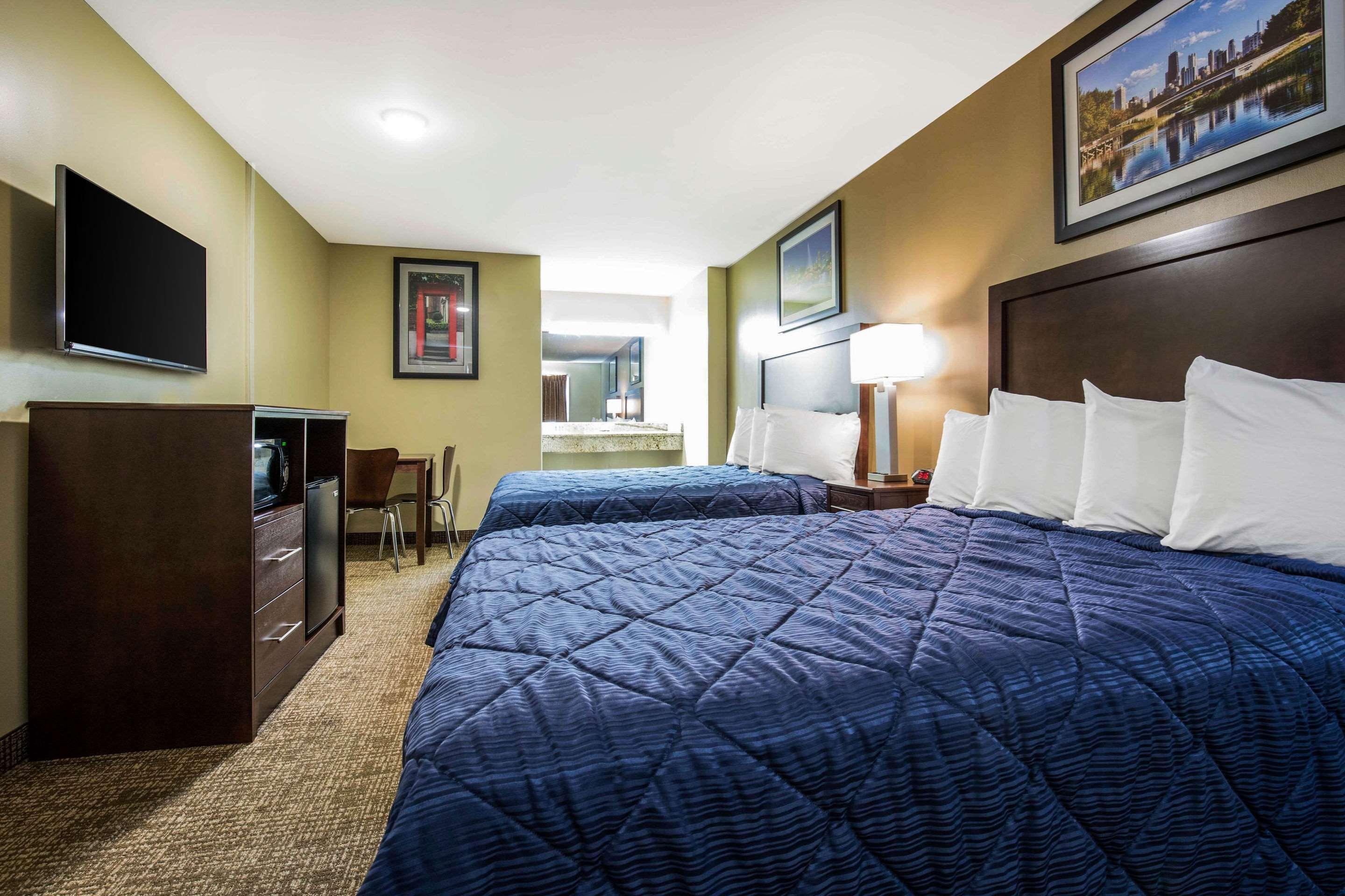 Rodeway Inn Lyons - La Grange Extérieur photo