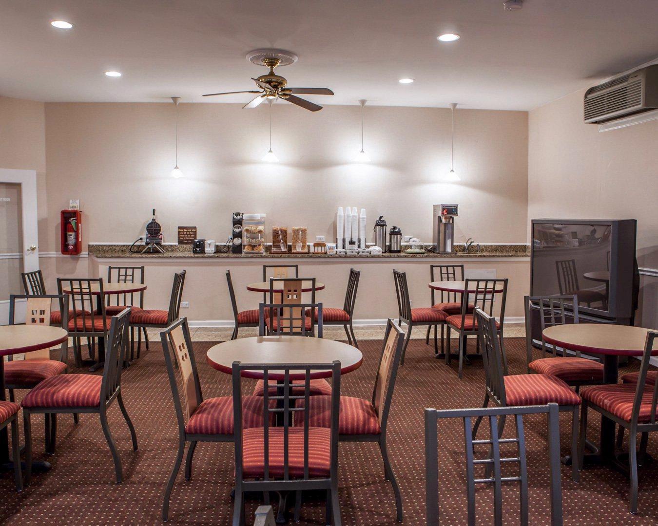 Rodeway Inn Lyons - La Grange Extérieur photo