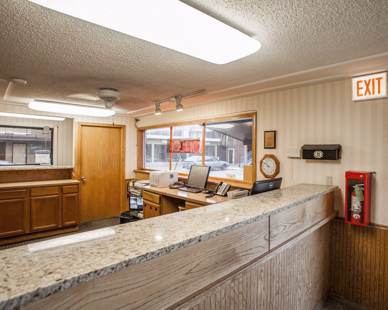 Rodeway Inn Lyons - La Grange Extérieur photo